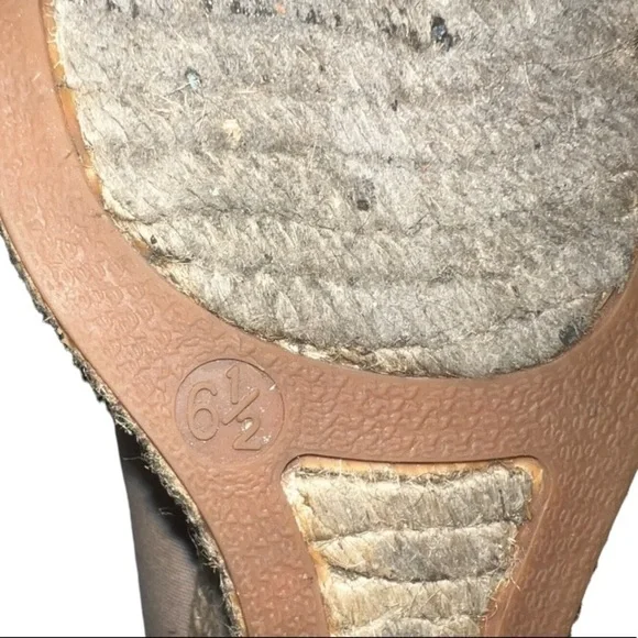 J Crew Beige Espadrille Wedges - Picture 15 of 16